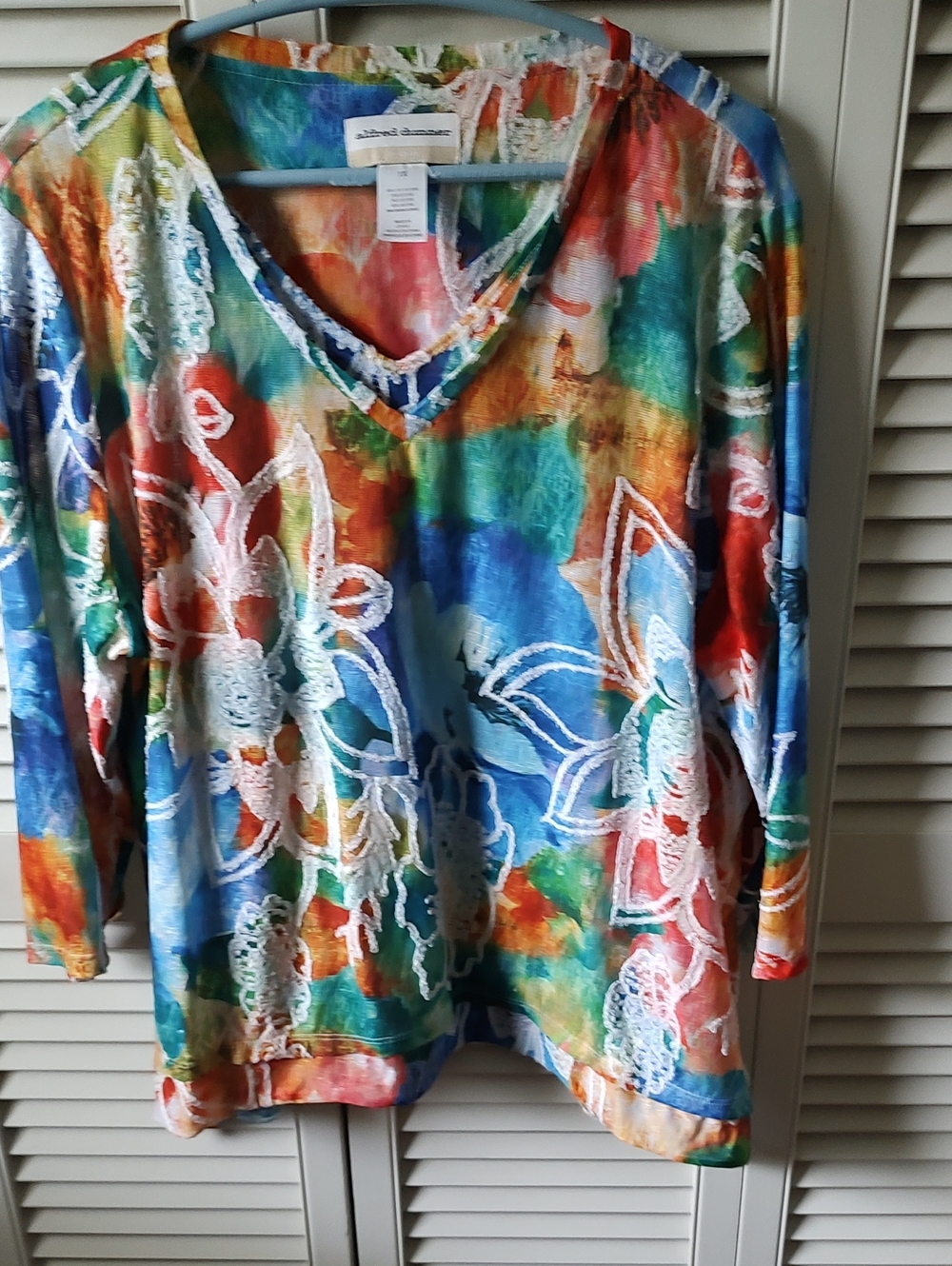 Alfred Dunner Multicolor Floral V-Neck Long Sleeve Tee